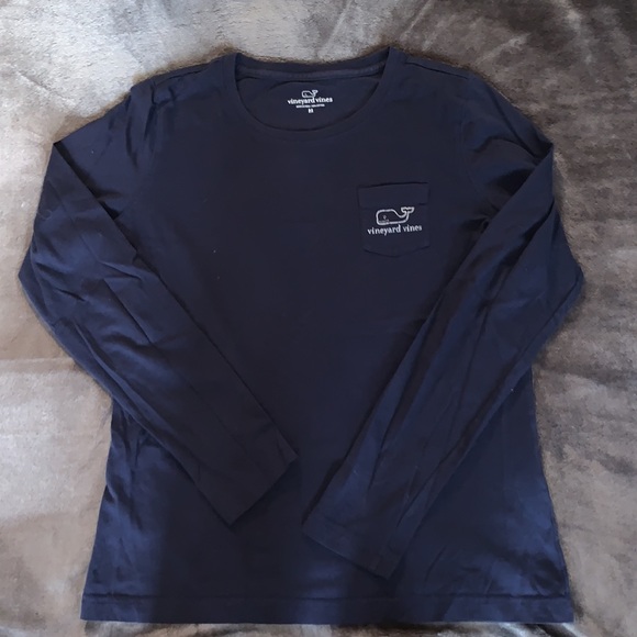 Vineyard vines long sleeve (Christmas edition) - Picture 2 of 3